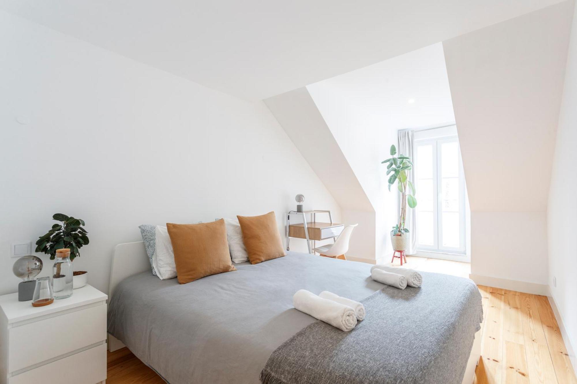 Suite In Cozy Apartment In Chiado In Shared House Лісабон Екстер'єр фото