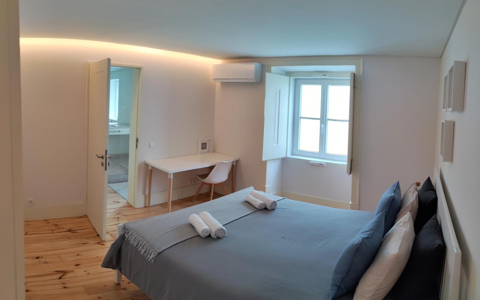 Suite In Cozy Apartment In Chiado In Shared House Лісабон Екстер'єр фото